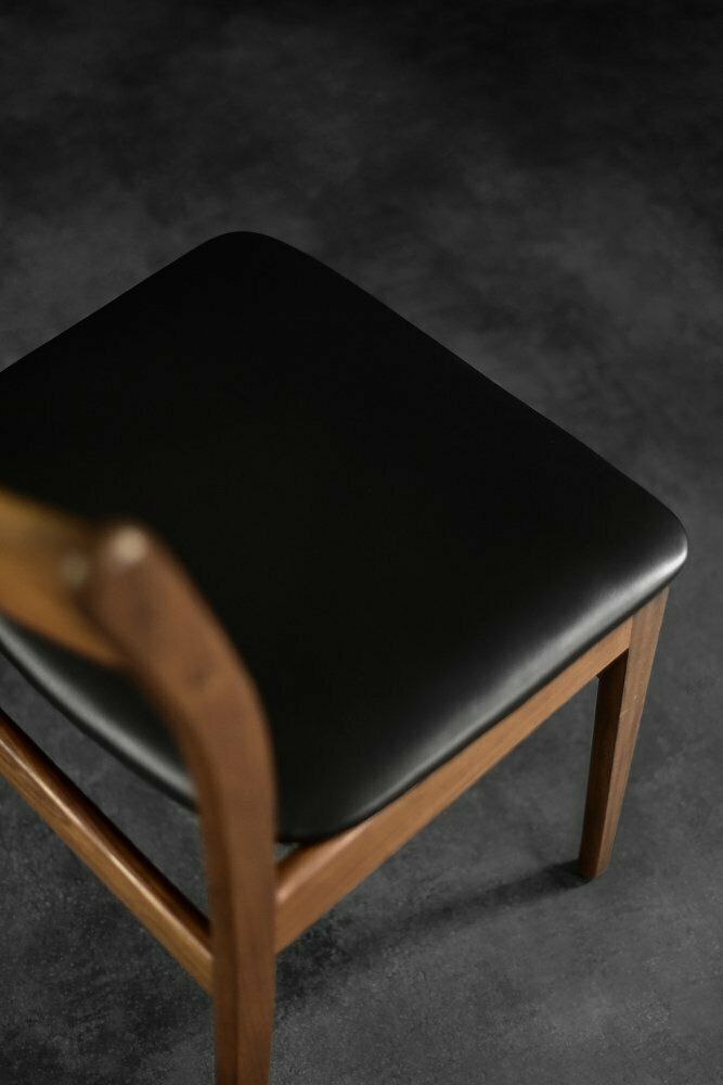 Mid Century Modern Scandinavische Eetkamerstoelen In Teak En Vinyl, Jaren 1960, Set Van 4 photo Meubels