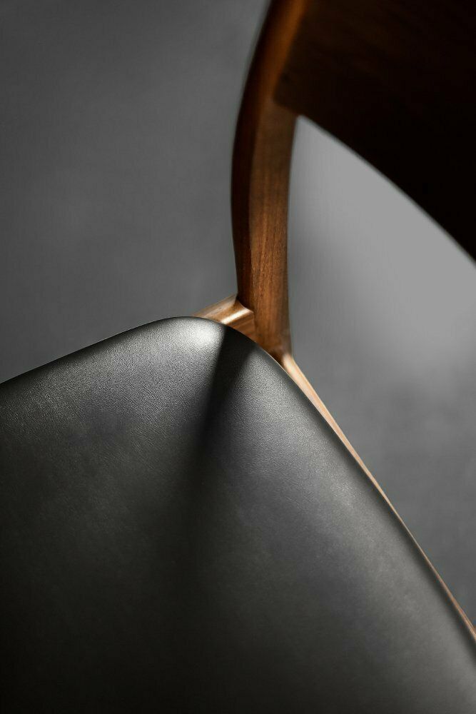 Mid Century Modern Scandinavische Eetkamerstoelen In Teak En Vinyl, Jaren 1960, Set Van 4 photo buy
