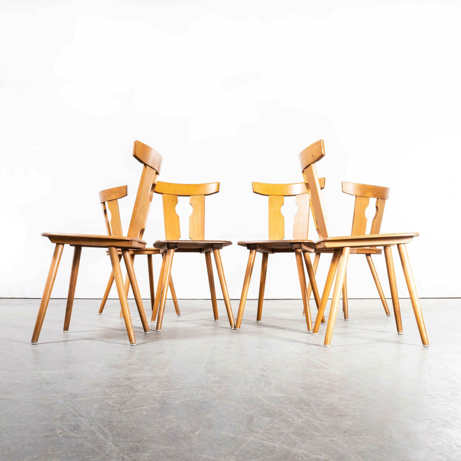 1950’s Alsace Regional Blonde Dining Chair – Set Of Six photo vinterior