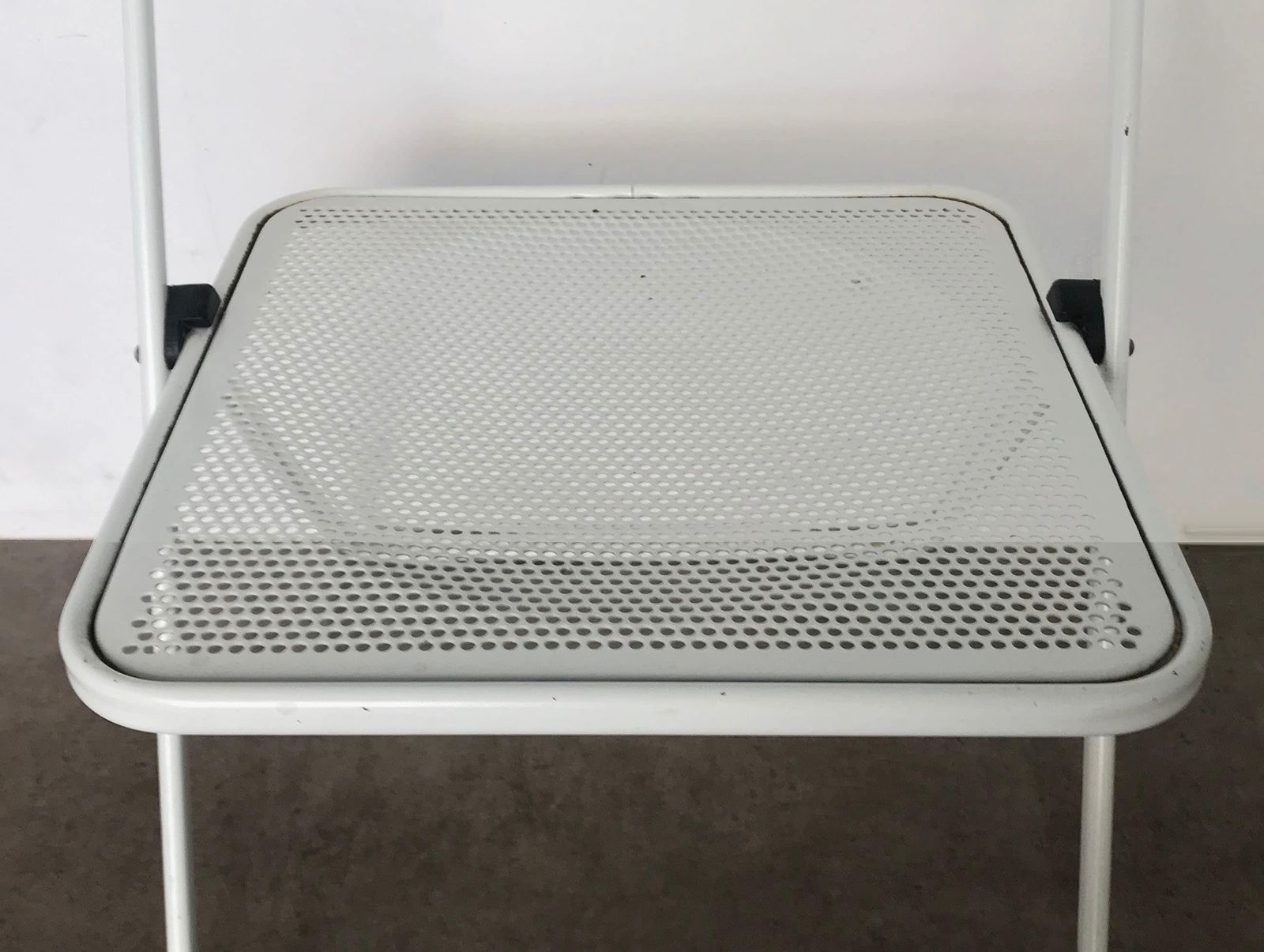 Retro Mid Century Style White Metal Folding Ocassional / Desk Chair photo buy
