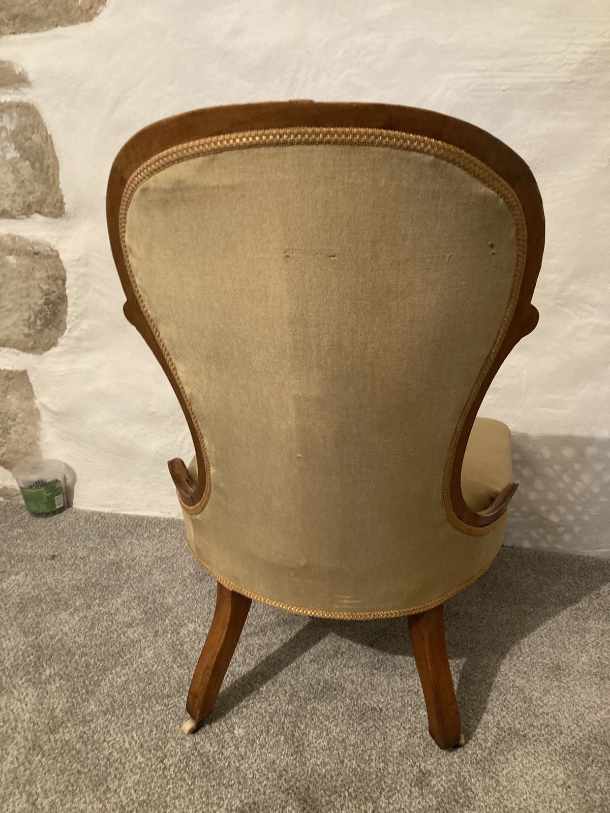 Victorian Nursing Chair With Pot Castors photo vintage