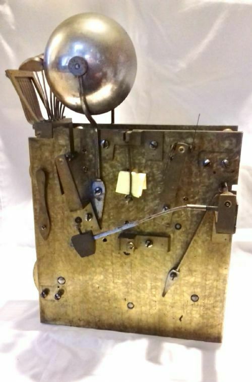 photo furniture Large Triple Fusee Bracket Boardroom Musical Clock