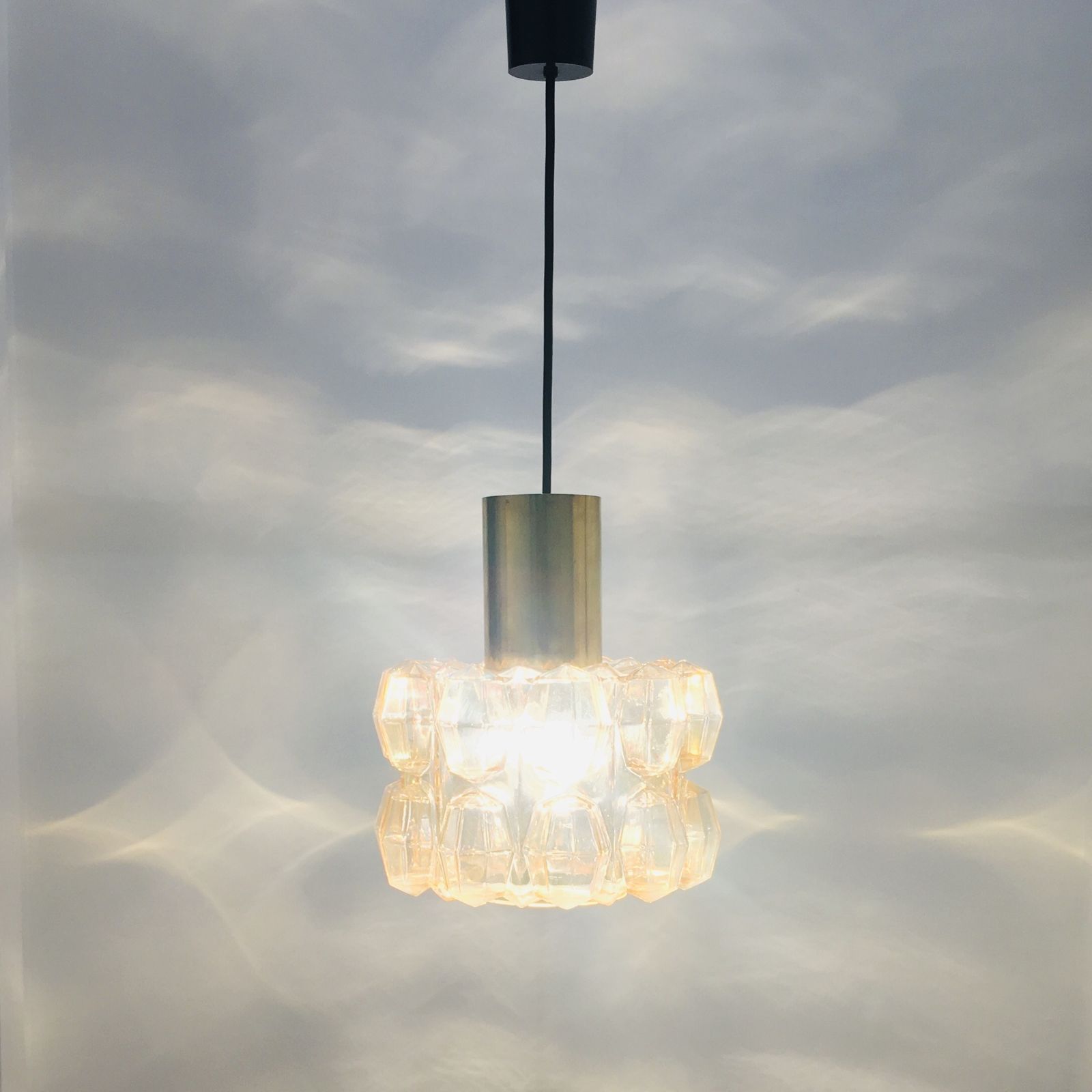 Grote Mid Century Amber Bubbelglas & Messing Plafondlamp Van Helena Tynell Voor Limburg, Duitsland, Jaren 1960 photo furniture