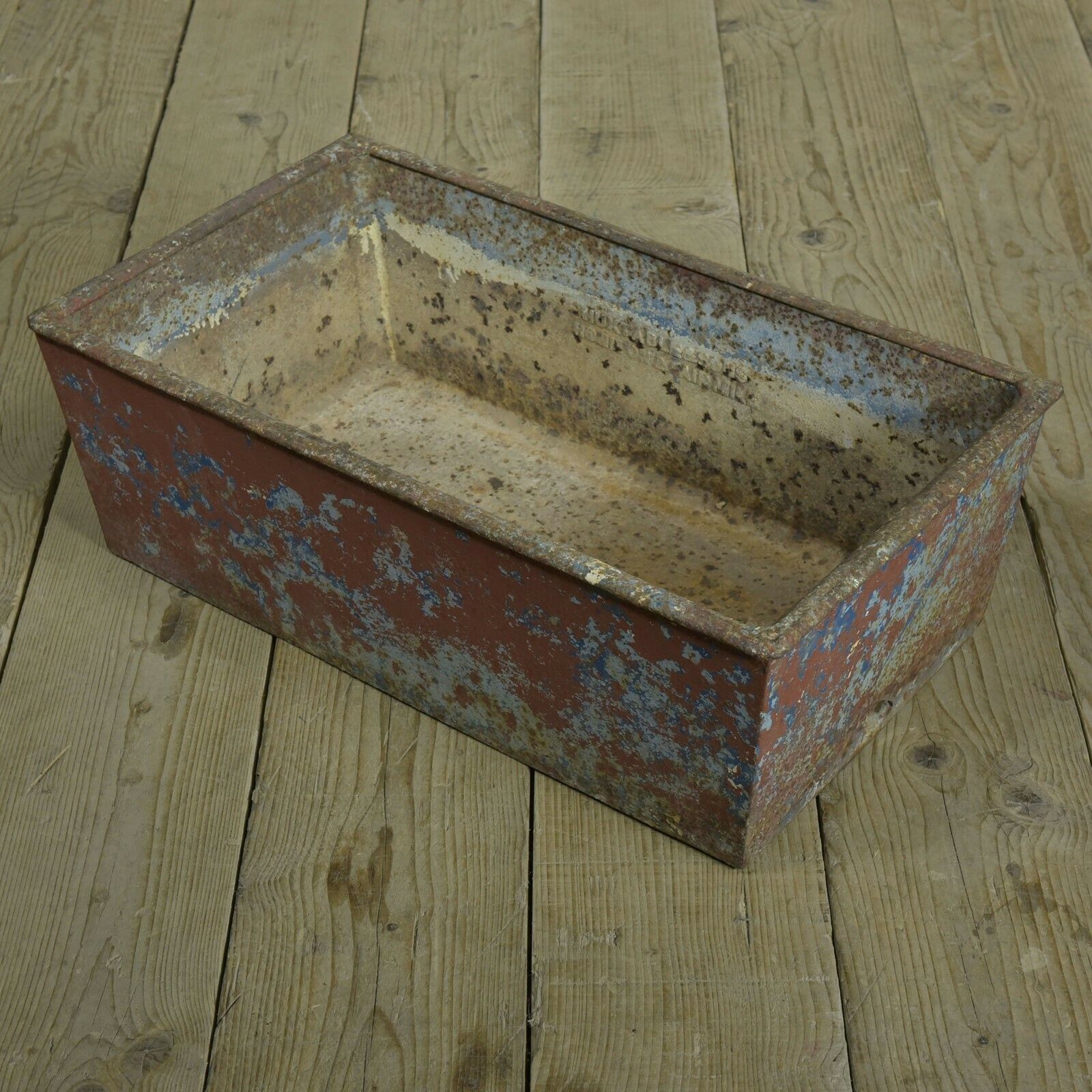 Antique Iron Garden Trough Planter photo vinterior