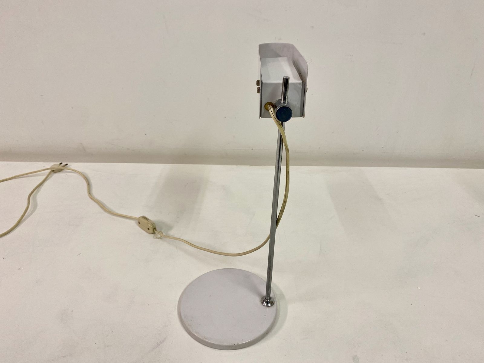 395.0 1960s Italian Industrial Desk Lamp photo