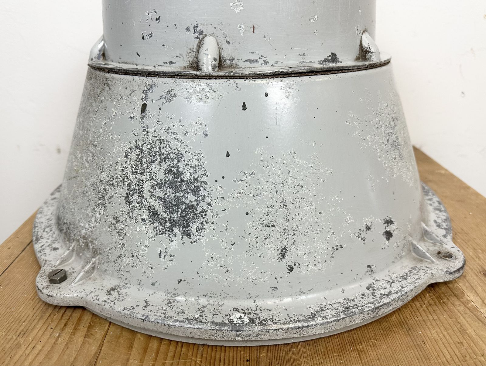 photo vinterior Industrial Polish Cast Aluminium Factory Pendant Lamp From Mesko, 1970s