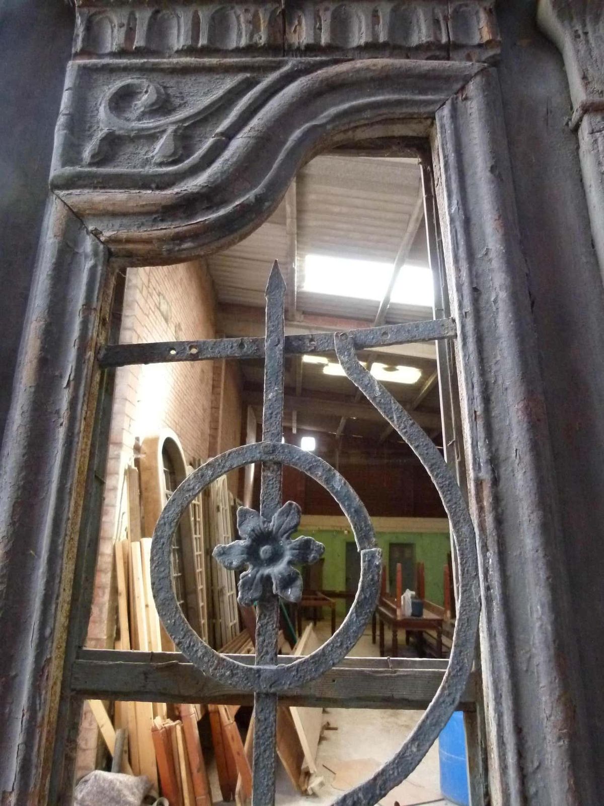 photo furniture 19th Century Wooden Double Front Door In Art Nouveau Style, Spain