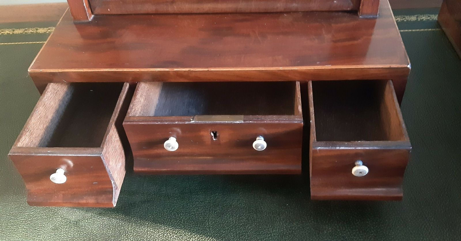 Beautiful Toilet Dressing Table Mirror Georgian photo furniture
