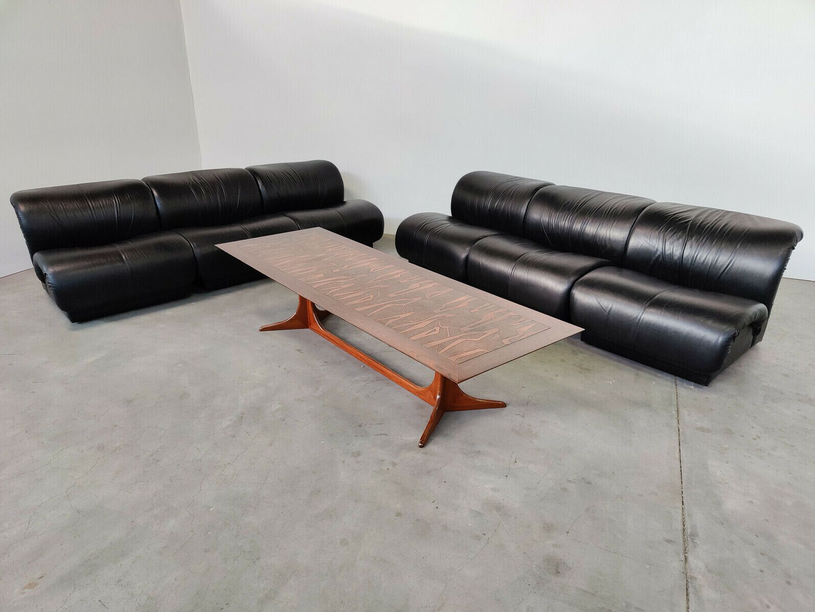 Mid Century Modern Black Leather Modular Sofa By Doimo Salotti photo 4720.0