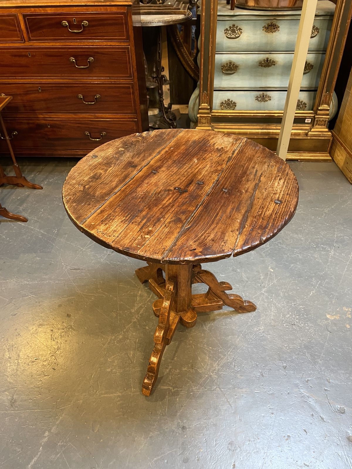 C18th Rustic Pine Pedestle Table photo vintage