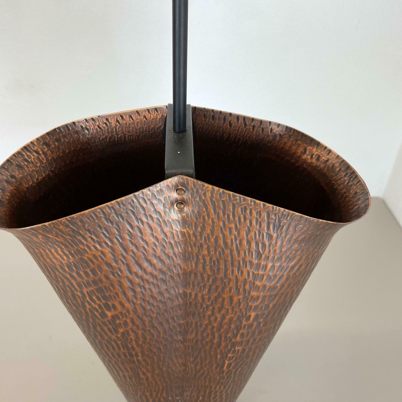 photo furniture Original Metal Copper Brutalist Hollywood Regency Umbrella Stand Germany, 1970s