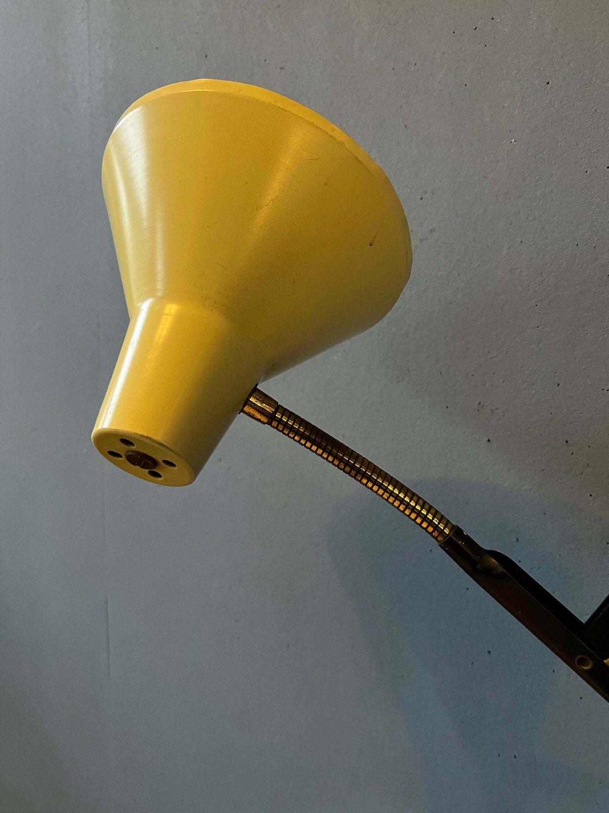 Vintage Schaarlamp / Mid Century Modern Wandlamp photo vinterior