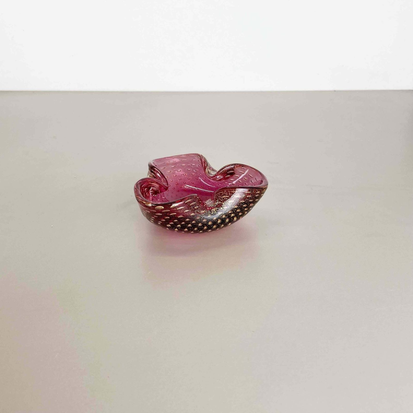 Murano Glass Pink Gold Dust Bowl Element Shell Ashtray Murano Italy 1970s photo for sale