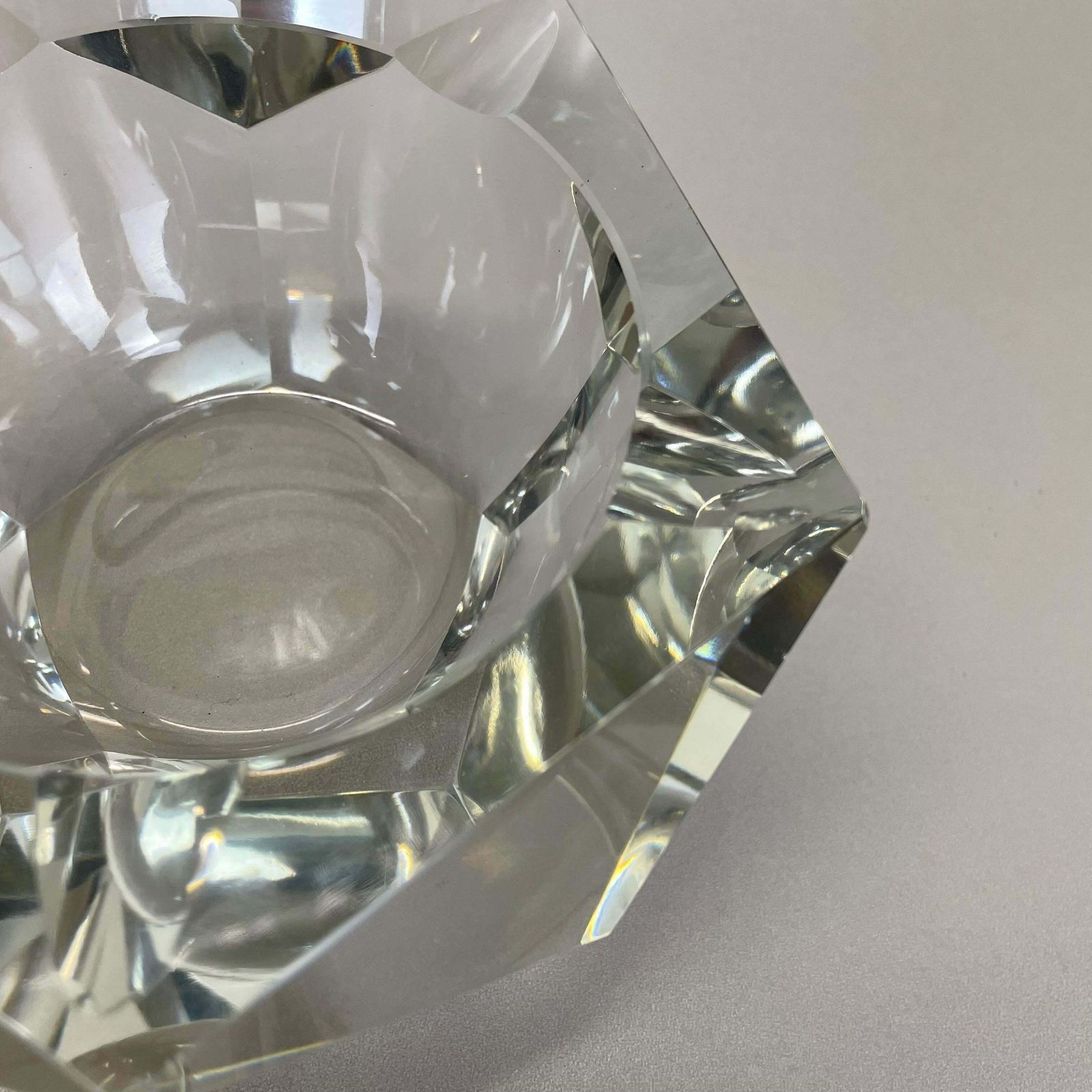 537.0 Large Murano Faceted Diamond Lucid Bowl Ashtray Element, Italy, 1970s photo