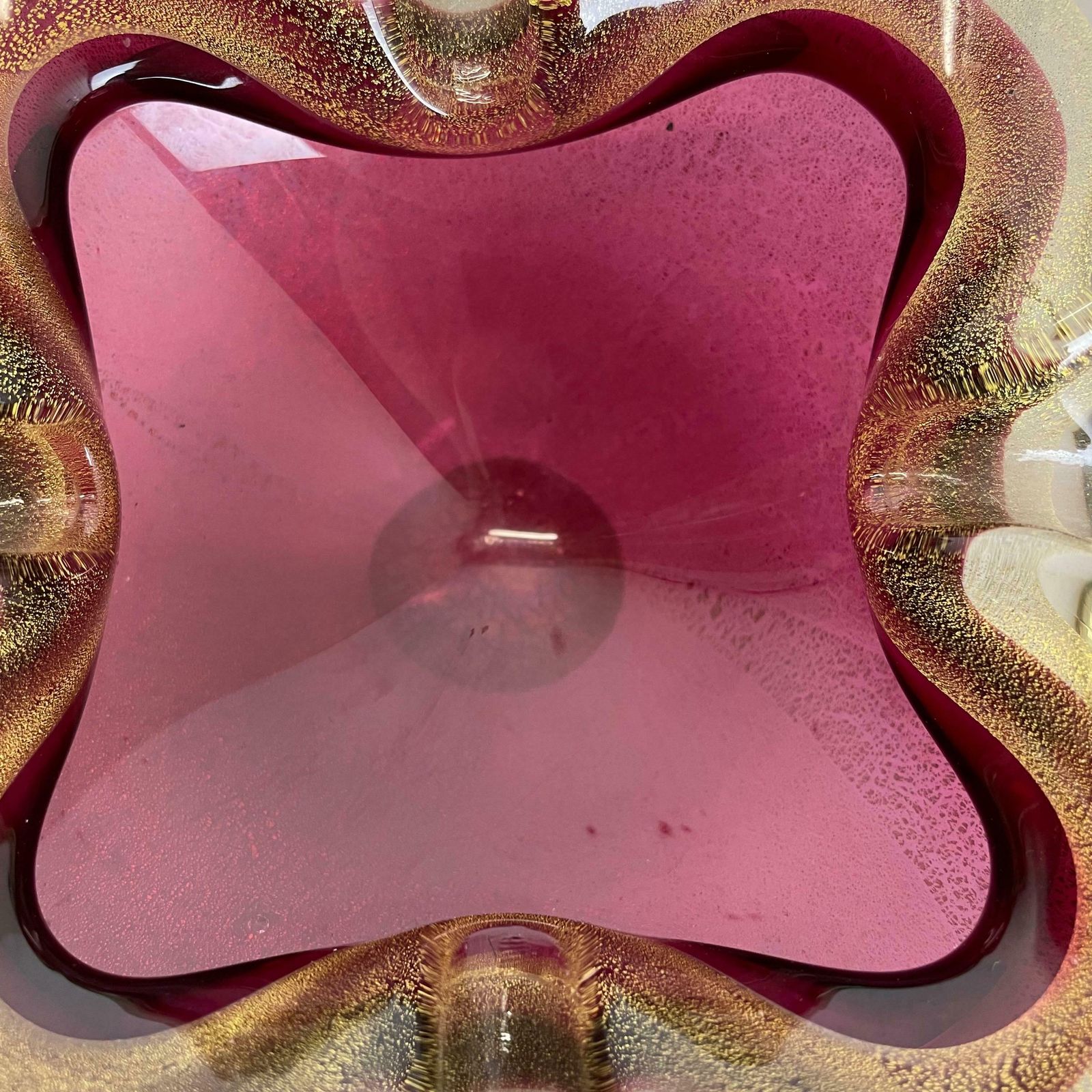 537.0 Large Murano Glass "Pink Gold" Bowl Element Shell Ashtray Murano, Italy, 1970s photo