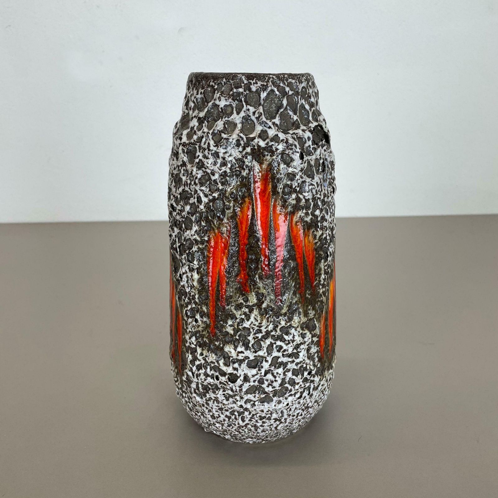 Extraordinary Lora Zig Zag Pottery Fat Lava Vase By Scheurich, Germany, 1970s photo 409.0