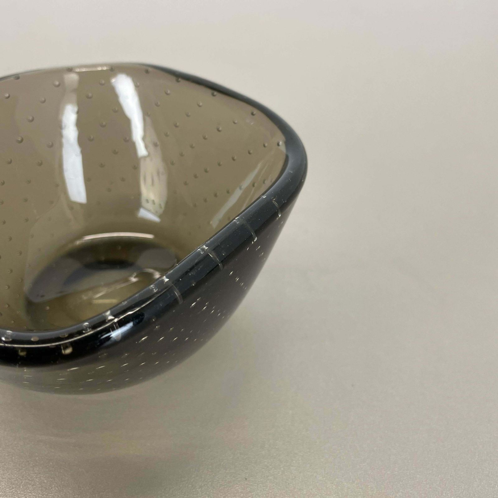 photo buy Glass Bullicante "Green" Bowl Element Shell Ashtray By Venini Murano, Italy 1970