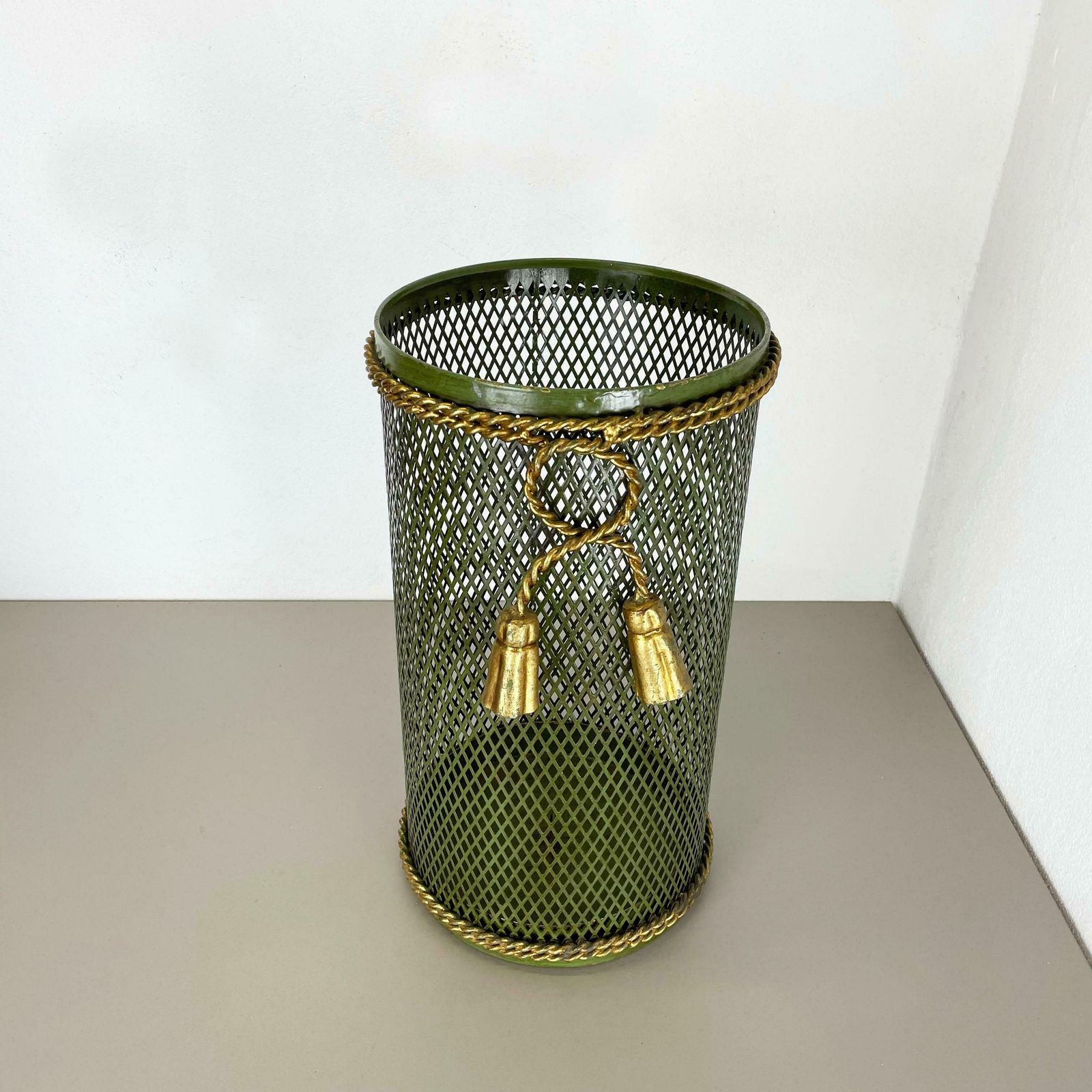 Hollywood Regency Gilded Metal Umbrella Stand By Li Puma, Firenze, Italy, 1950s photo for sale