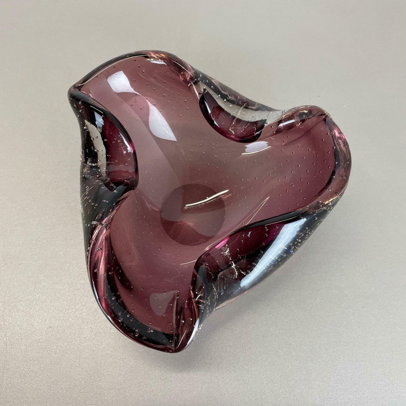 Home Decor Large Pink Murano Bubble Glass Bowl Element Shell Ashtray Murano Italy 1970s photo