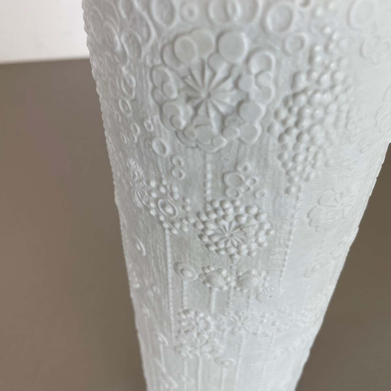 photo furniture Large Op Art Vase Porcelain Vase By Martin Freyer For Rosenthal, Germany