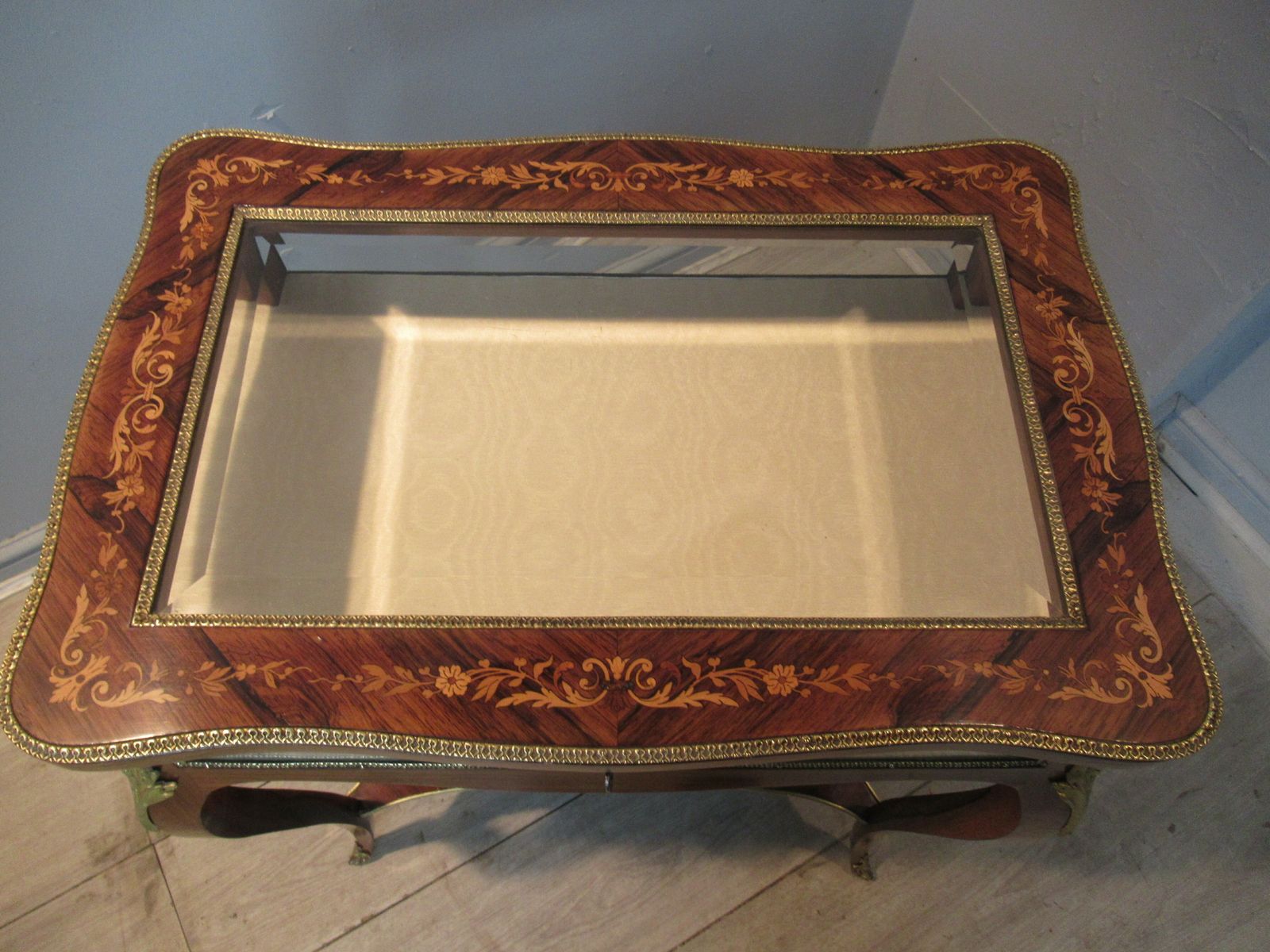 Good   Quality 19th Century French  Bijouterie Cabinet photo furniture