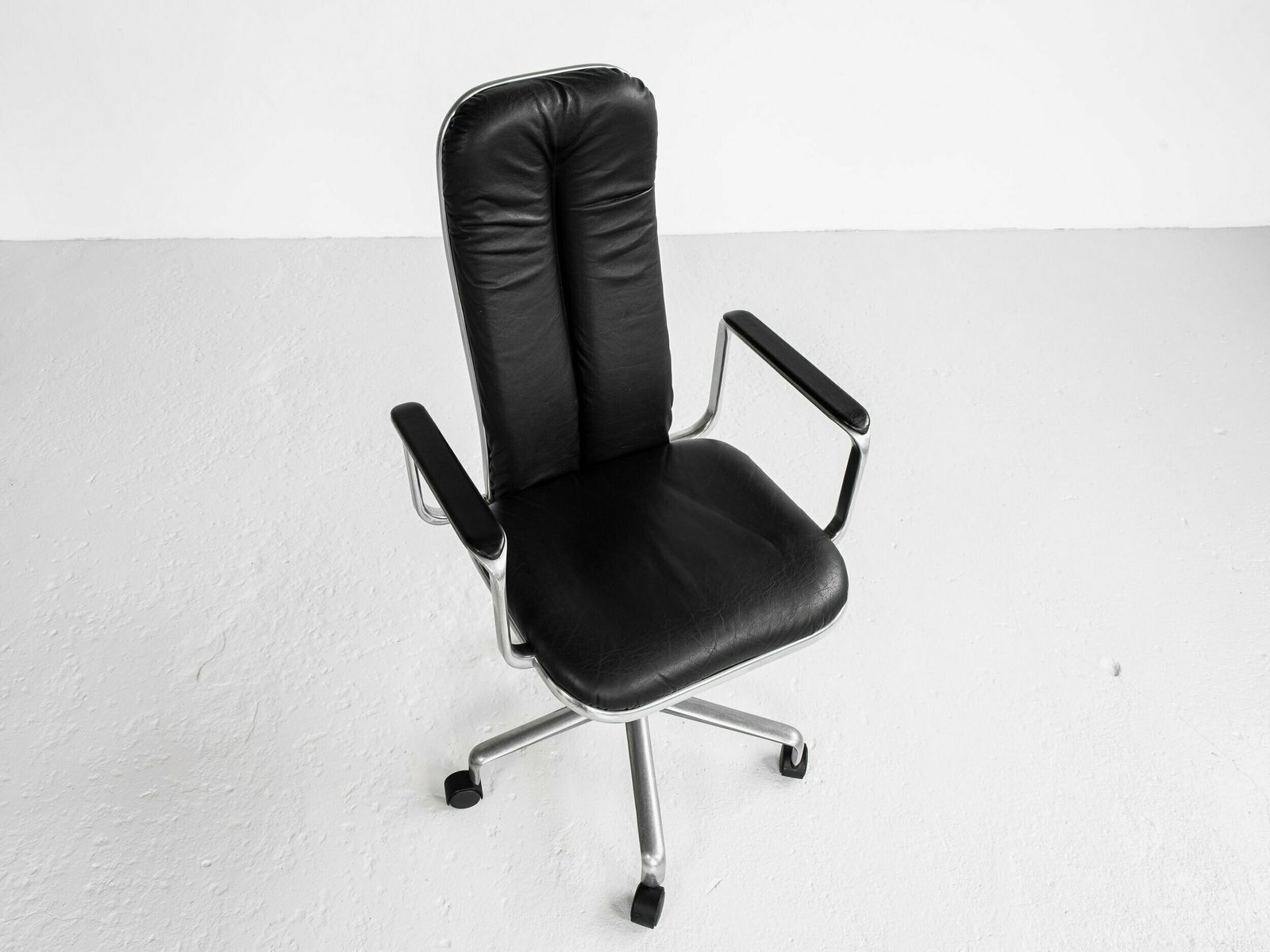 Midcentury English Desk Chair By Frederick Scott For Hille 1970s photo for sale