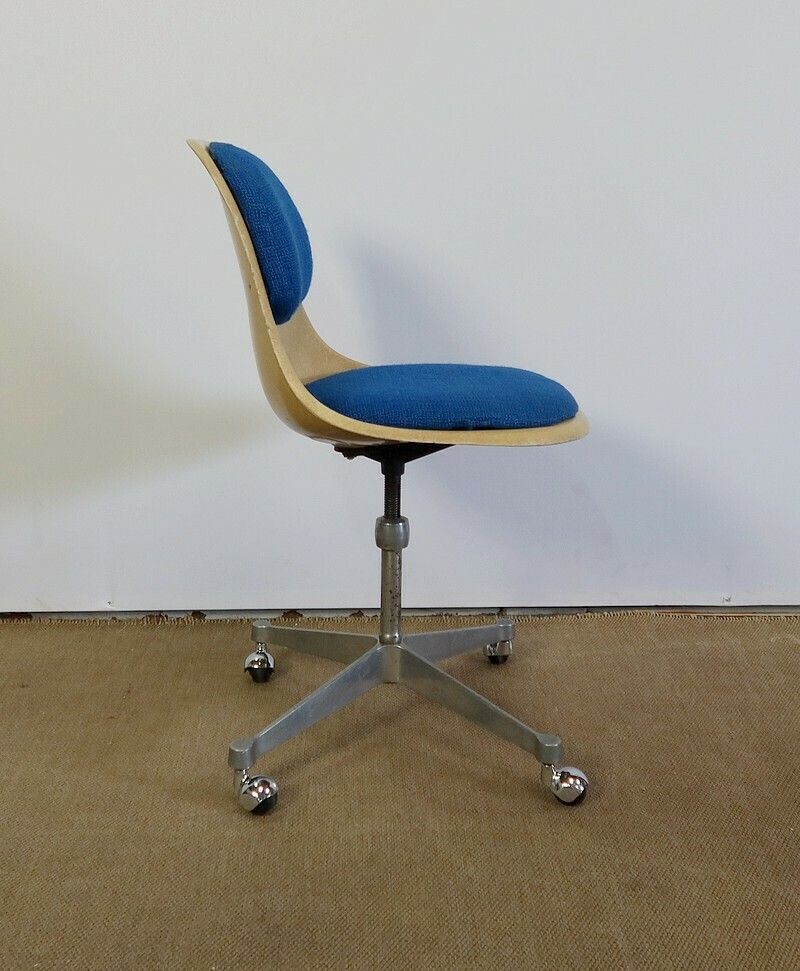 Swivel Chair, Charles & Ray Eames, Herman Miller Edition – 1970 photo for sale