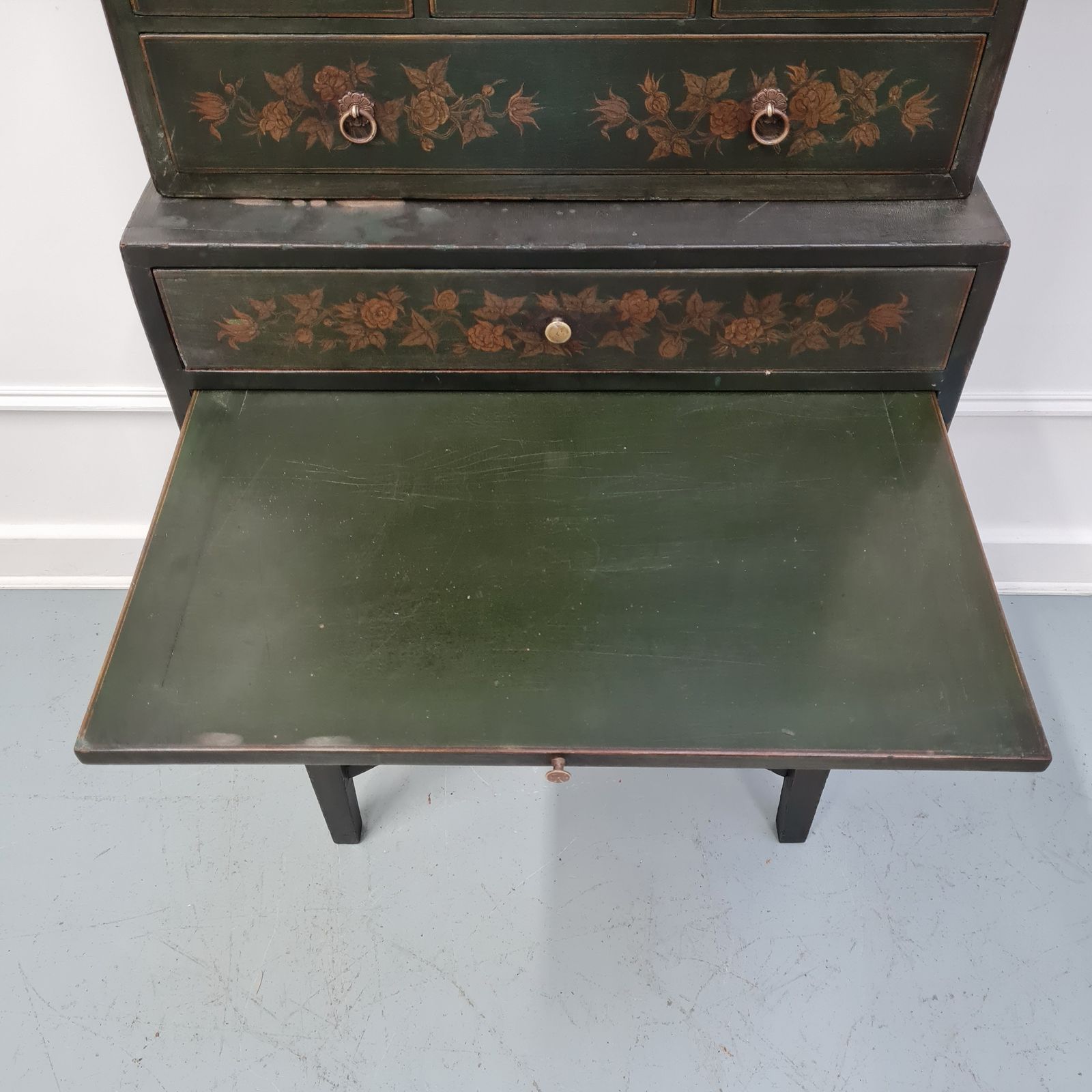 Decorative Quality Collectors Cabinet C1880 Free Delivery England/Wales photo buy