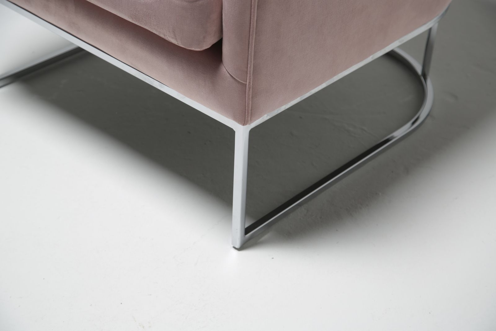 Furniture Mid Century American Tub Chair By Bernhardt photo