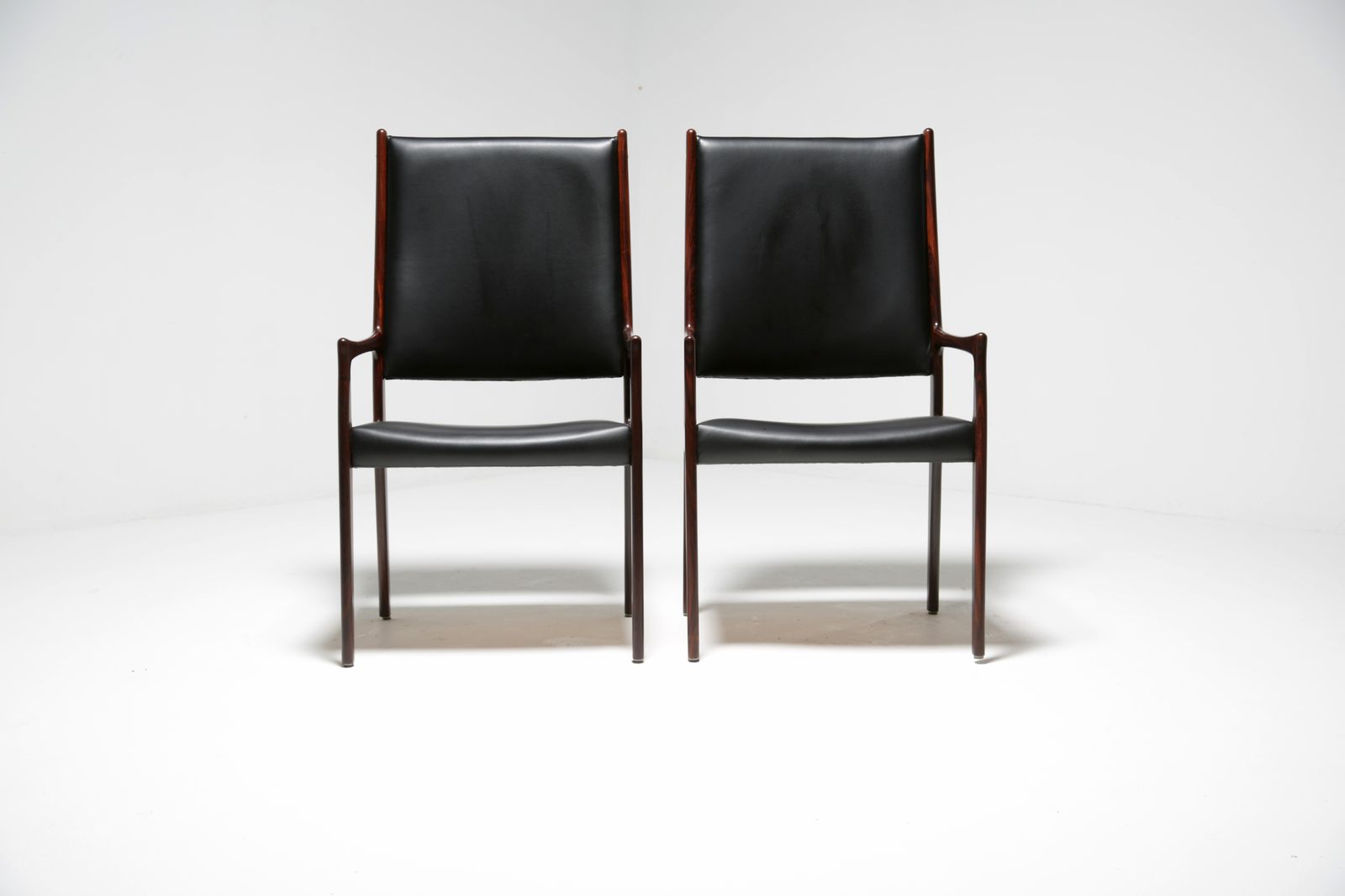 Johannes Andersen Rosewood Dining Chairs For Mogens Kold photo buy