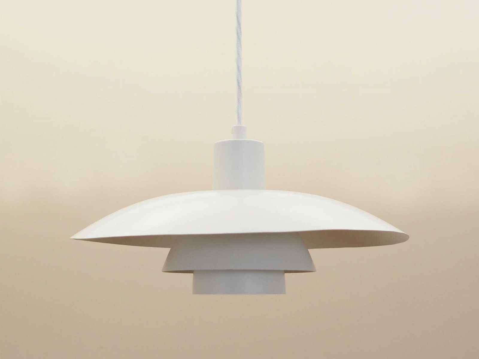 Hanglamp, Deens Design, Jaren 1960, Ontwerper: Poul Henningsen, Fabrikant: Louis Poulsen photo furniture