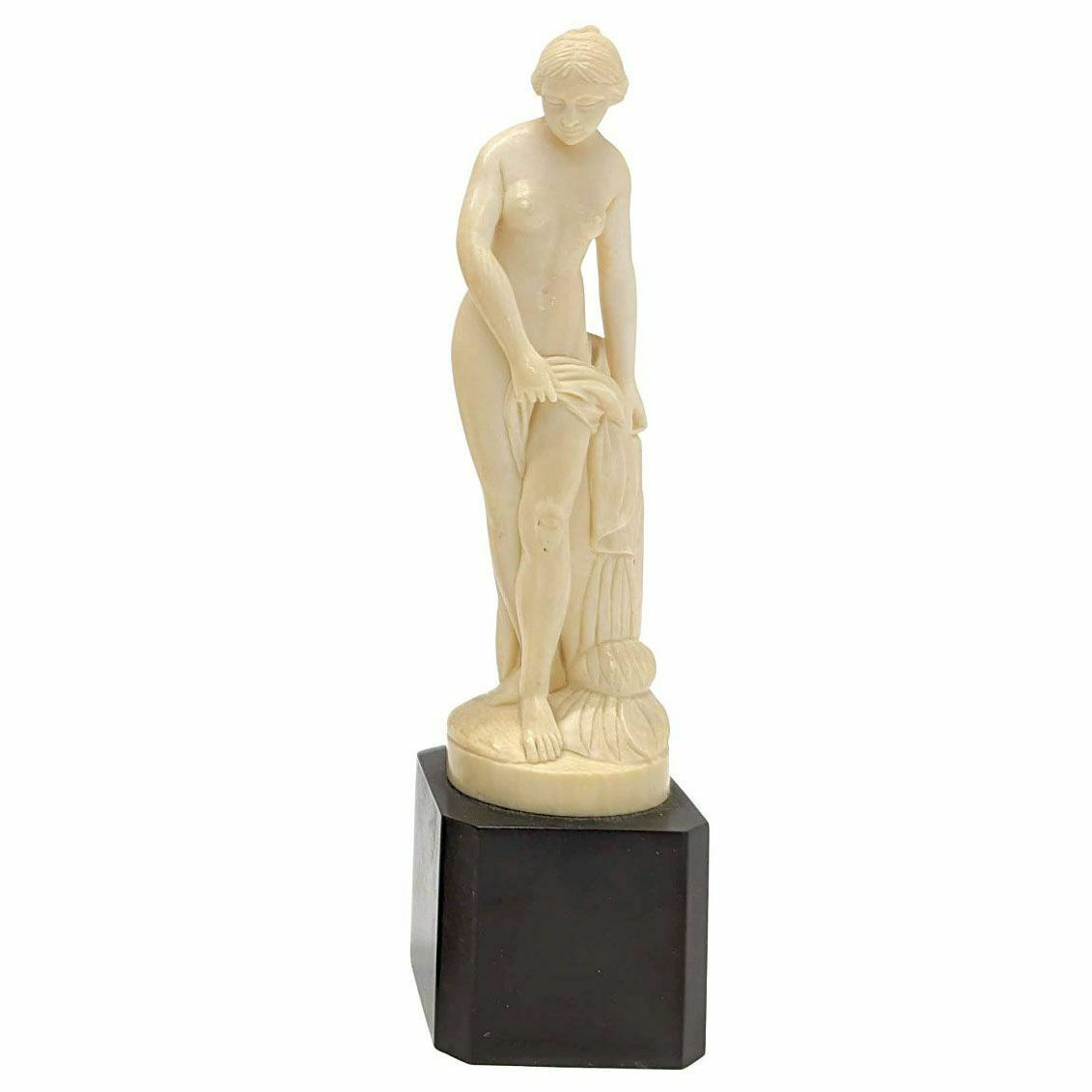 Statuette Of A Draped Young Woman Carved In Ivory From Dieppe, 19th Century