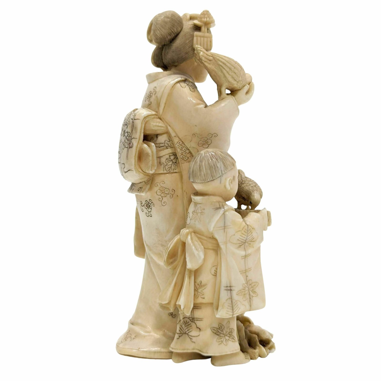 Okimomo In Ivory, Xixth Century The Mother The Son And The Hens photo buy