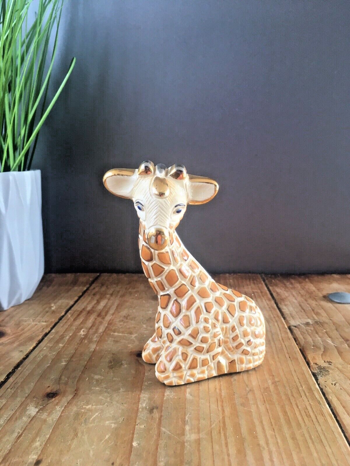 Adorable Rare Artesania Rinconada Uruguay Giraffe 747 Silver Anniversary Ornament Figurine Sculpture photo furniture