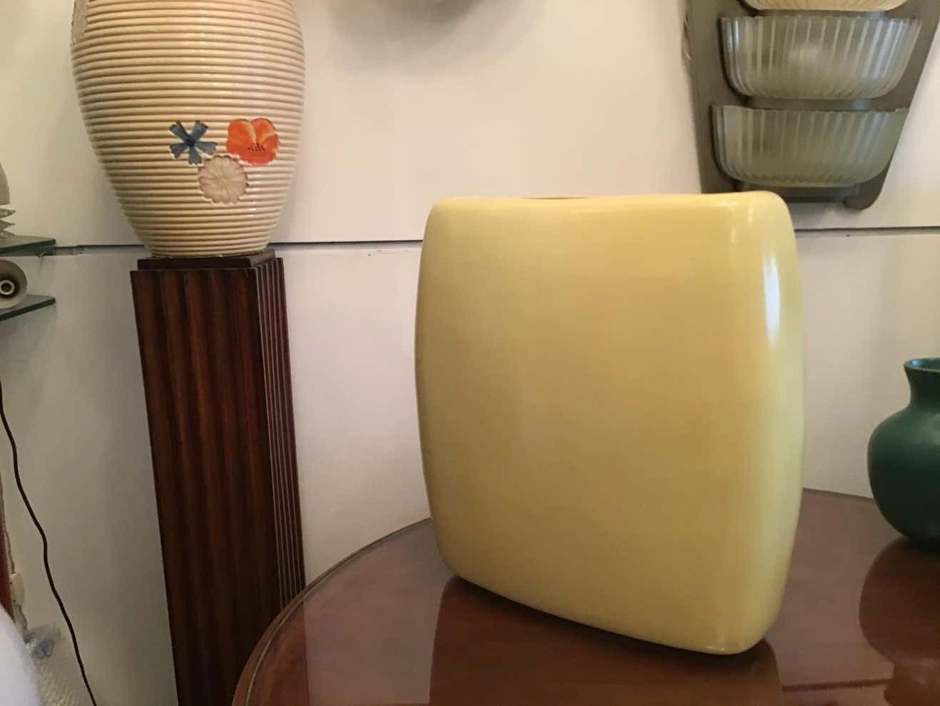 photo furniture Laveno Guido Andlovitz 1935 Large Vase/Umbrella Stand Yellow Ceramic, Italy