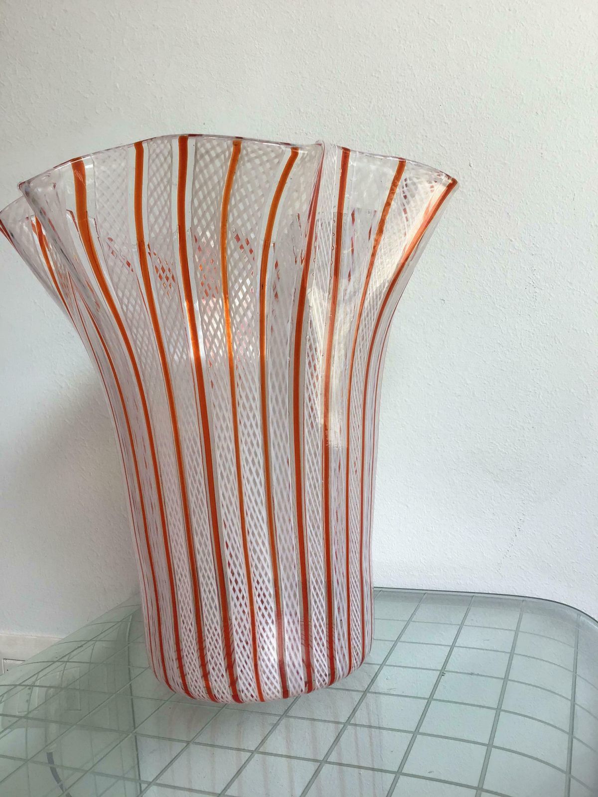 photo furniture Venini Vase Filigrana Murano Glass, 1930, Italy