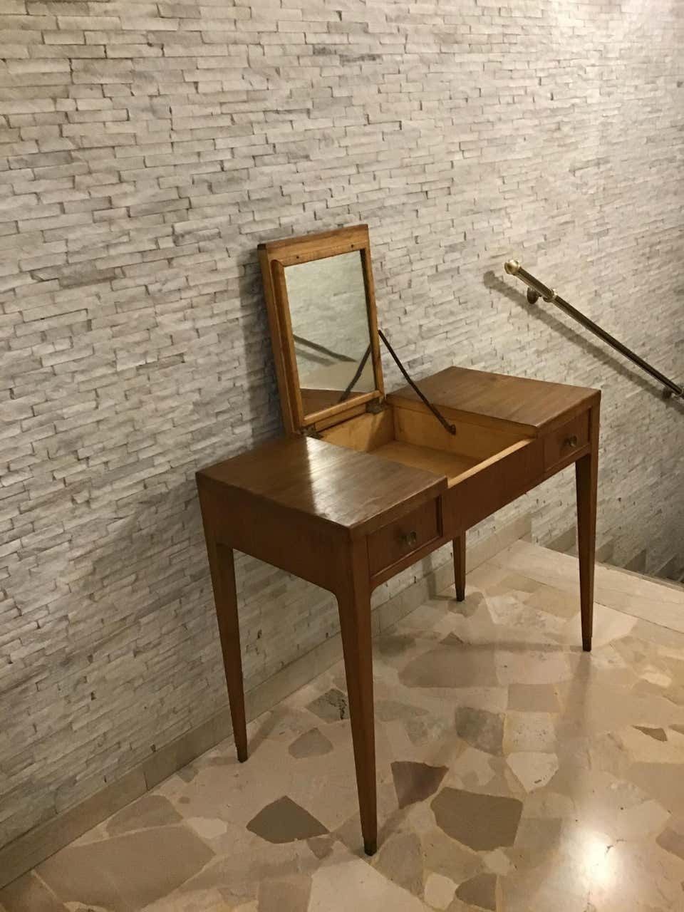 photo vintage Gio’ Ponti “Style” Toilet /Desk Wood Brass, 1950, Italy