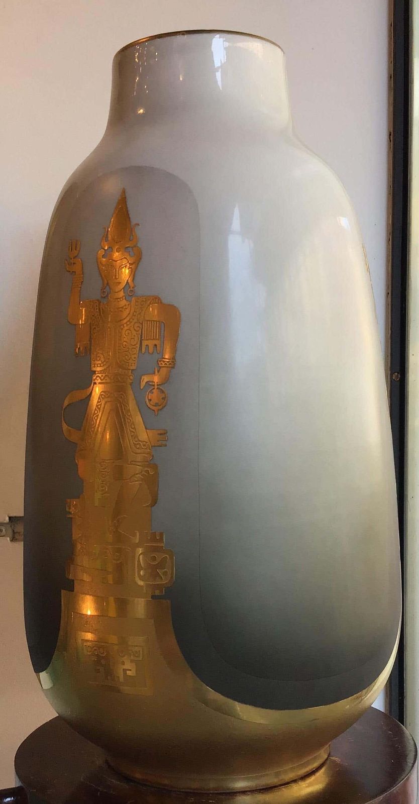 photo furniture Finzi, Porcellani Vase 1950 Porcellan Gold, Italy