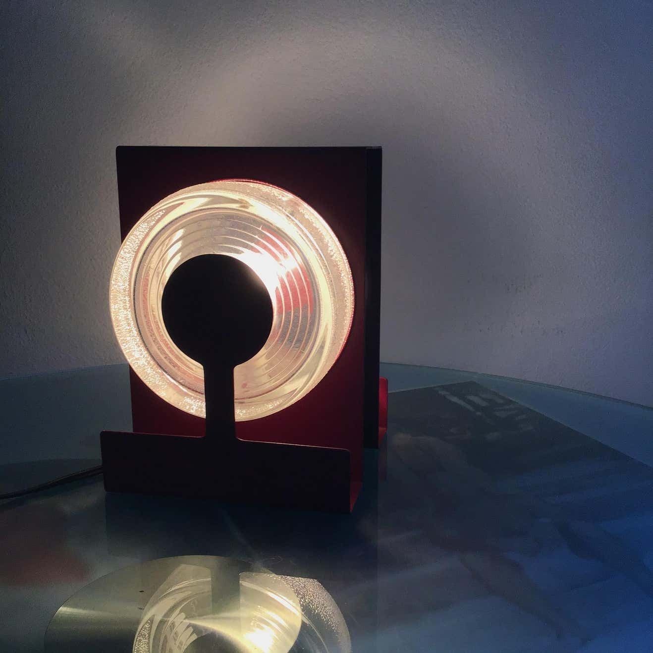 photo vintage Fontana Arte Table Lamp “Yoyo” “ Eugenio Gentili Tedeschi” Glass Metal 1970 It