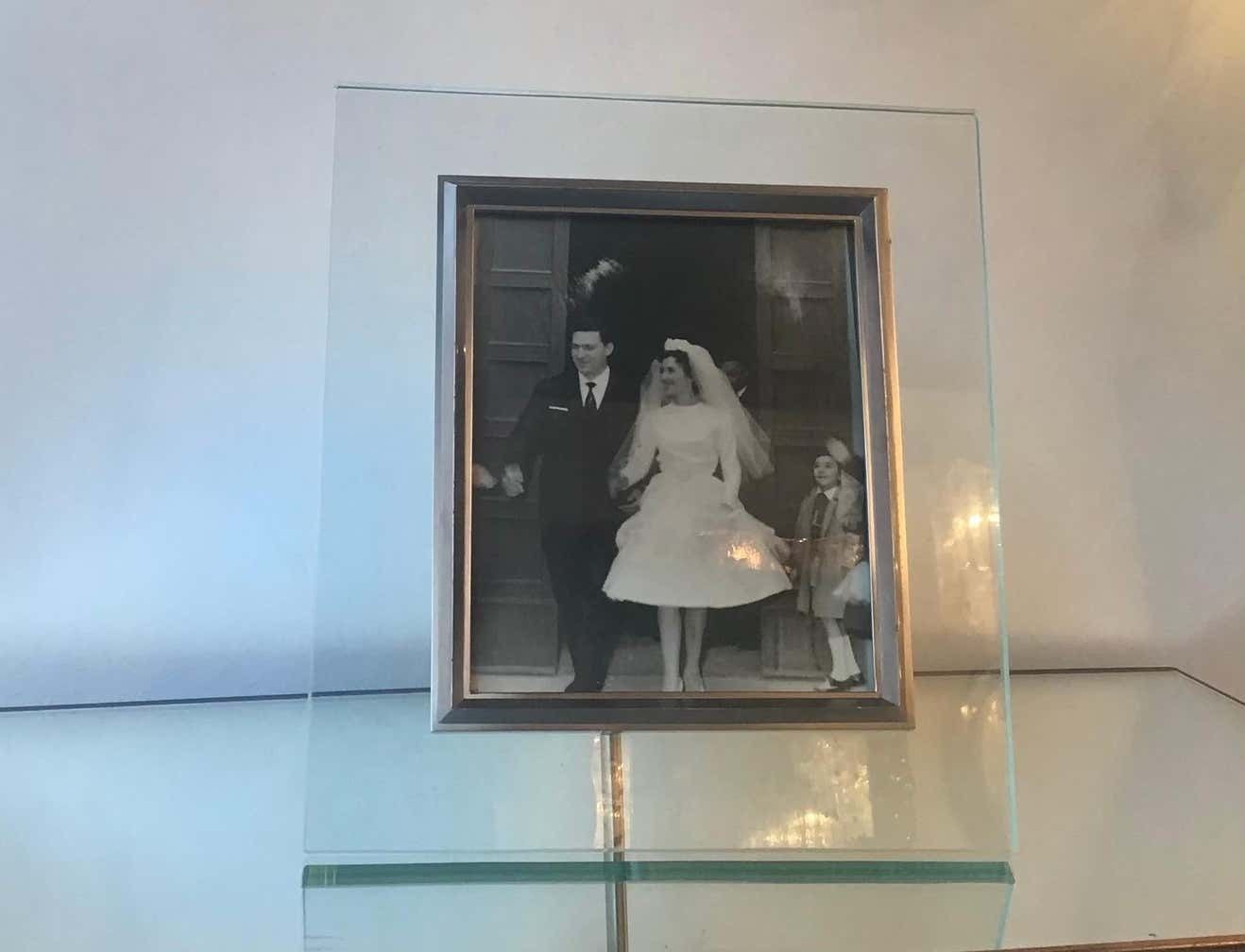 Fontana Arte Frame Glass Metal Crome 1960 Italy photo furniture