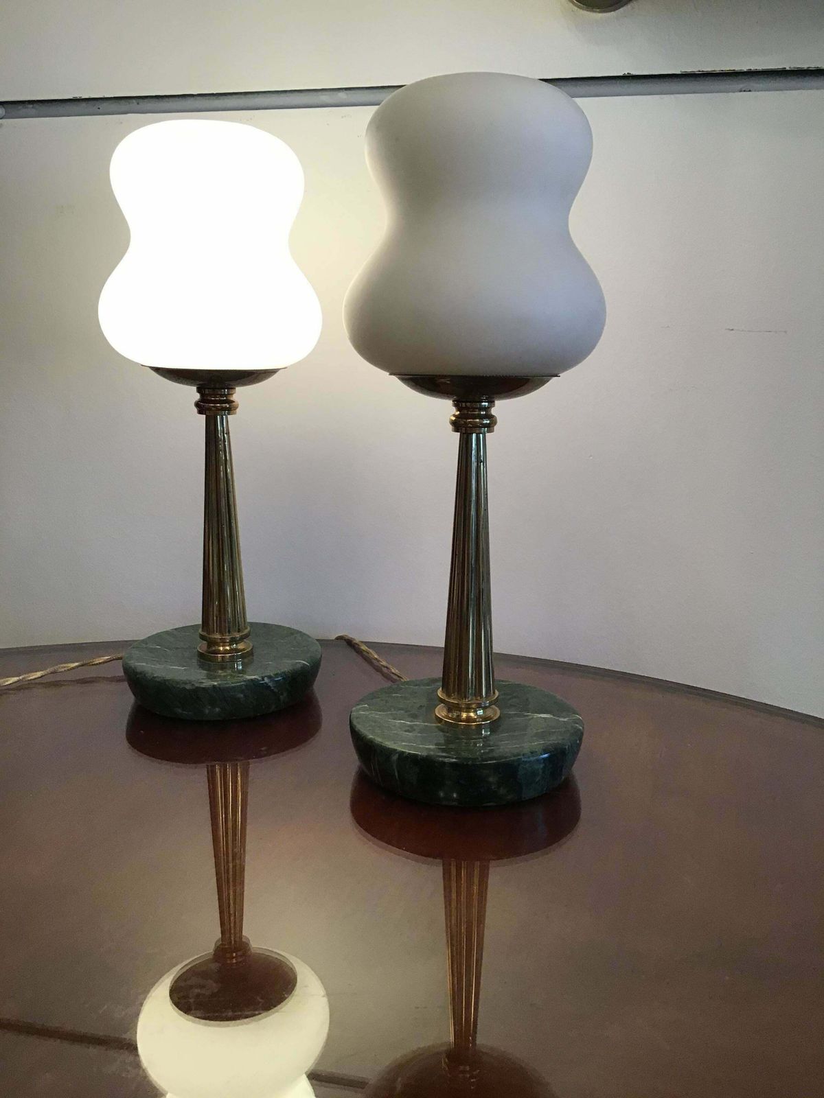 photo vintage Stilnovo Styletable Lamps Opaline Brass Marbre 1950 Italy