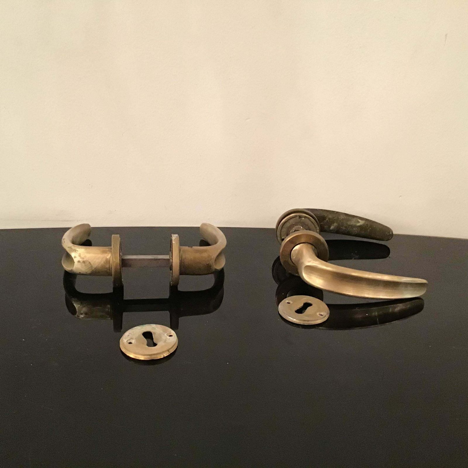 Handles N 12 Pair, Osvaldo Borsani Brass Iron 1950 Italy photo vinterior