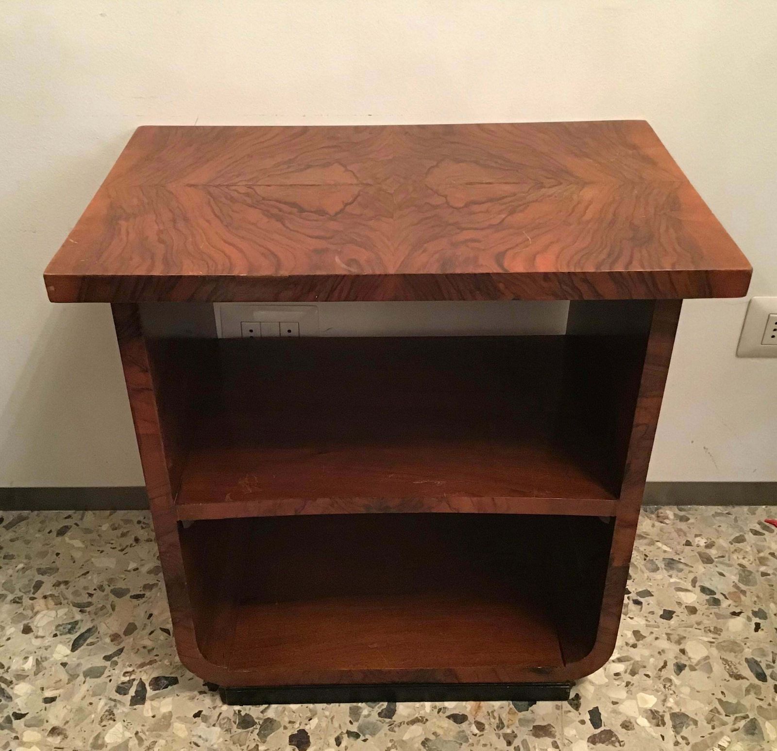 Osvaldo Borsani Coffee Table étagère Wood Covered In Walnut Burl 1940 Italy photo furniture