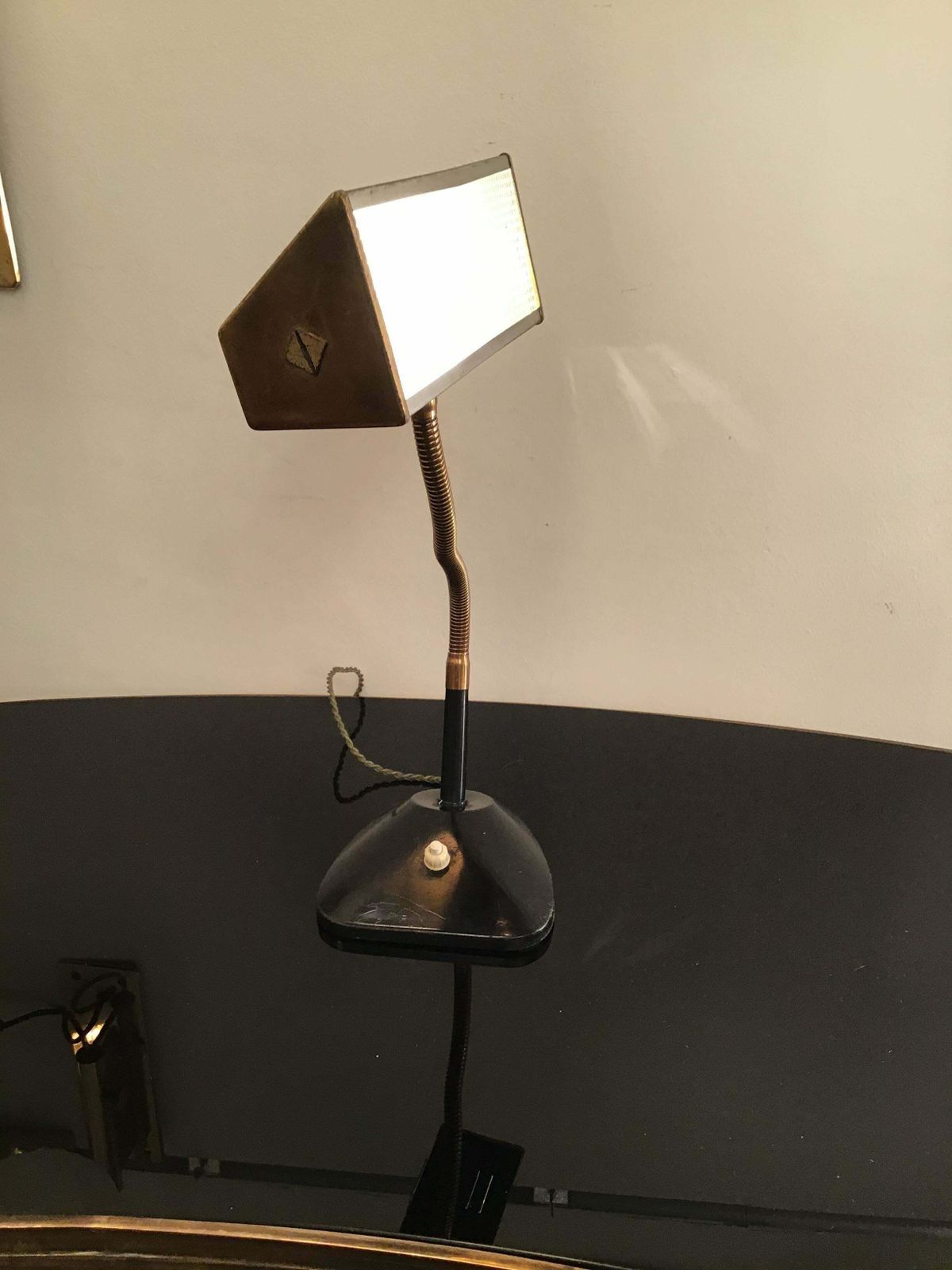 photo vintage Stilnovo Style Table Lamp Brass Glass Metal, 1950, Italy