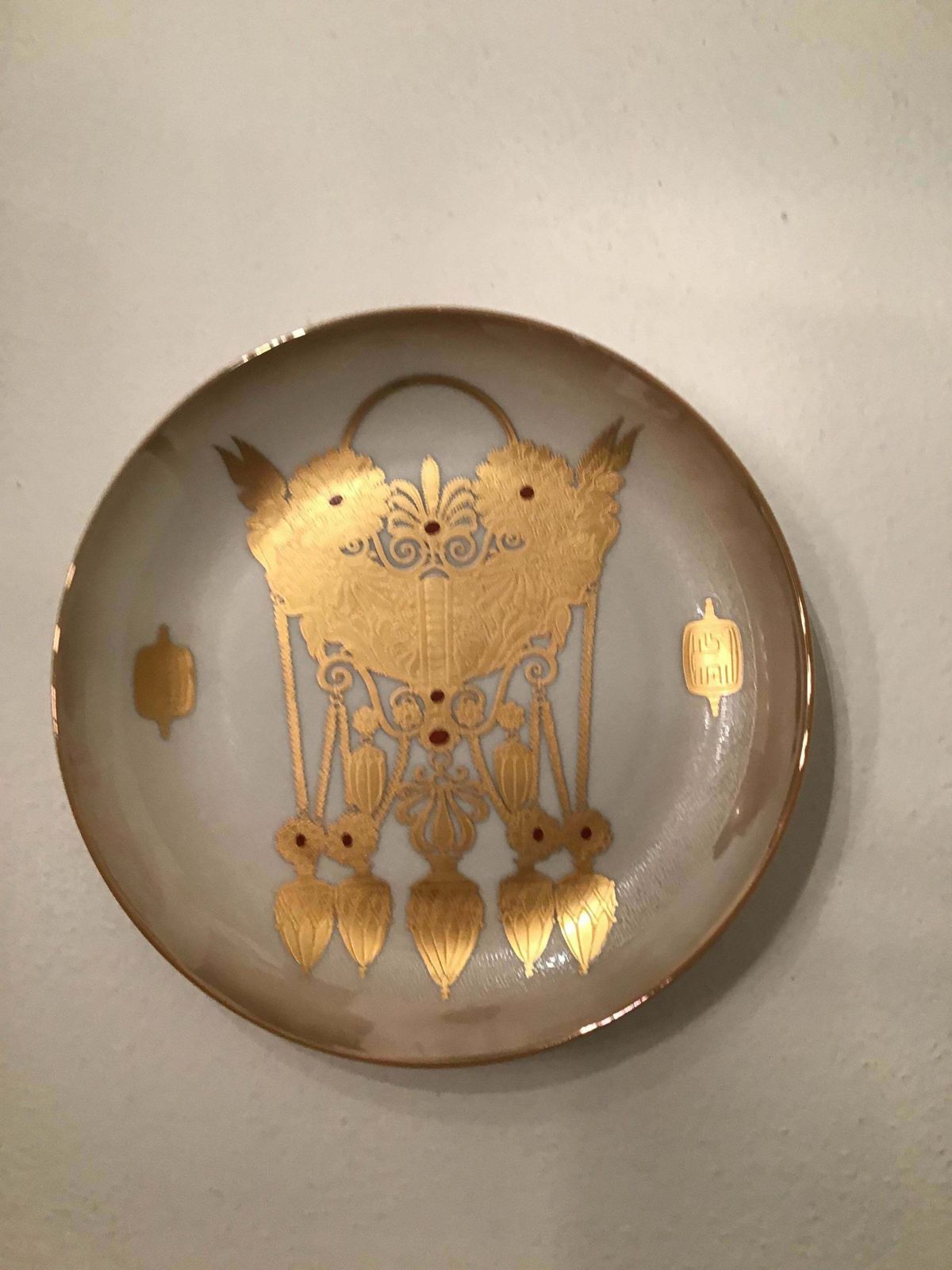 photo furniture Morbelli Porcelain Wall Plate Gioielli Italici 1987 Italy
