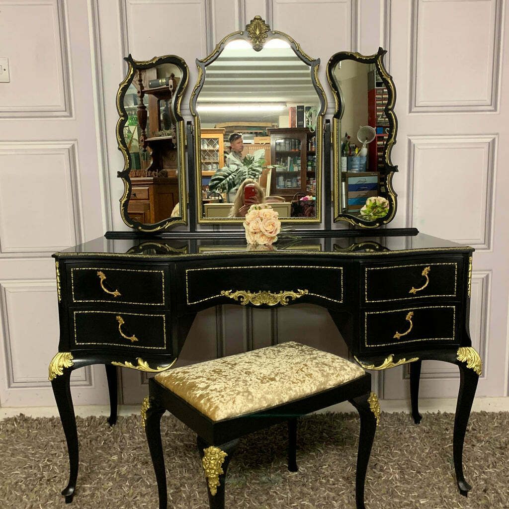 Luxurious Dressing Table High Gloss Black & Gold Olympus Furniture photo Furniture