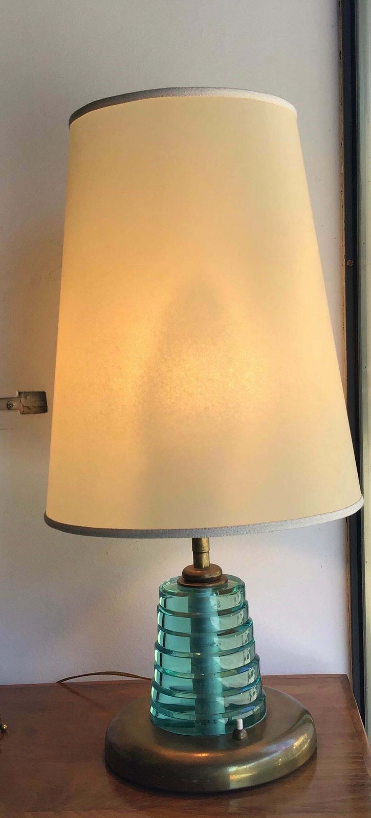 photo vinterior Fontana Arte Table Lamp Brass Glass Pergamena, 1950, Italy