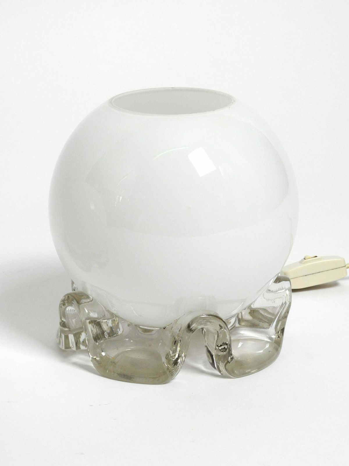 photo furniture Pair Of 1960''S Glass Table Lamps In White And Transparent From Limburg