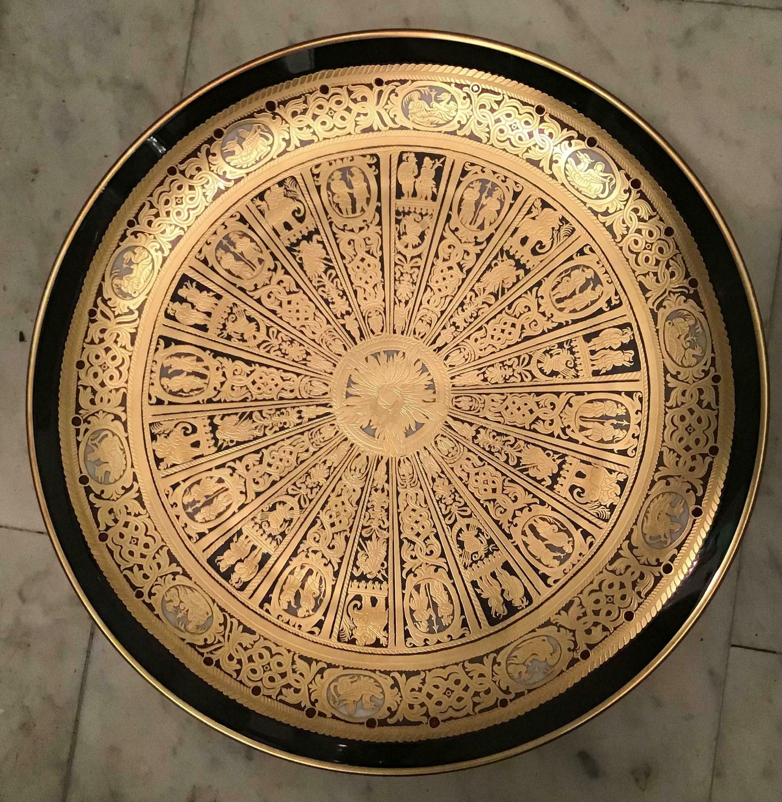 Morbelli “Brocchiere” Porcelain Wall Plate Pure Gold 1960 Italy photo furniture