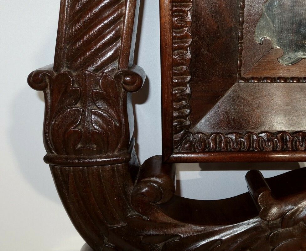 photo furniture Important Writing Dresser In Mahogany, Restoration Period Early, 19th Century